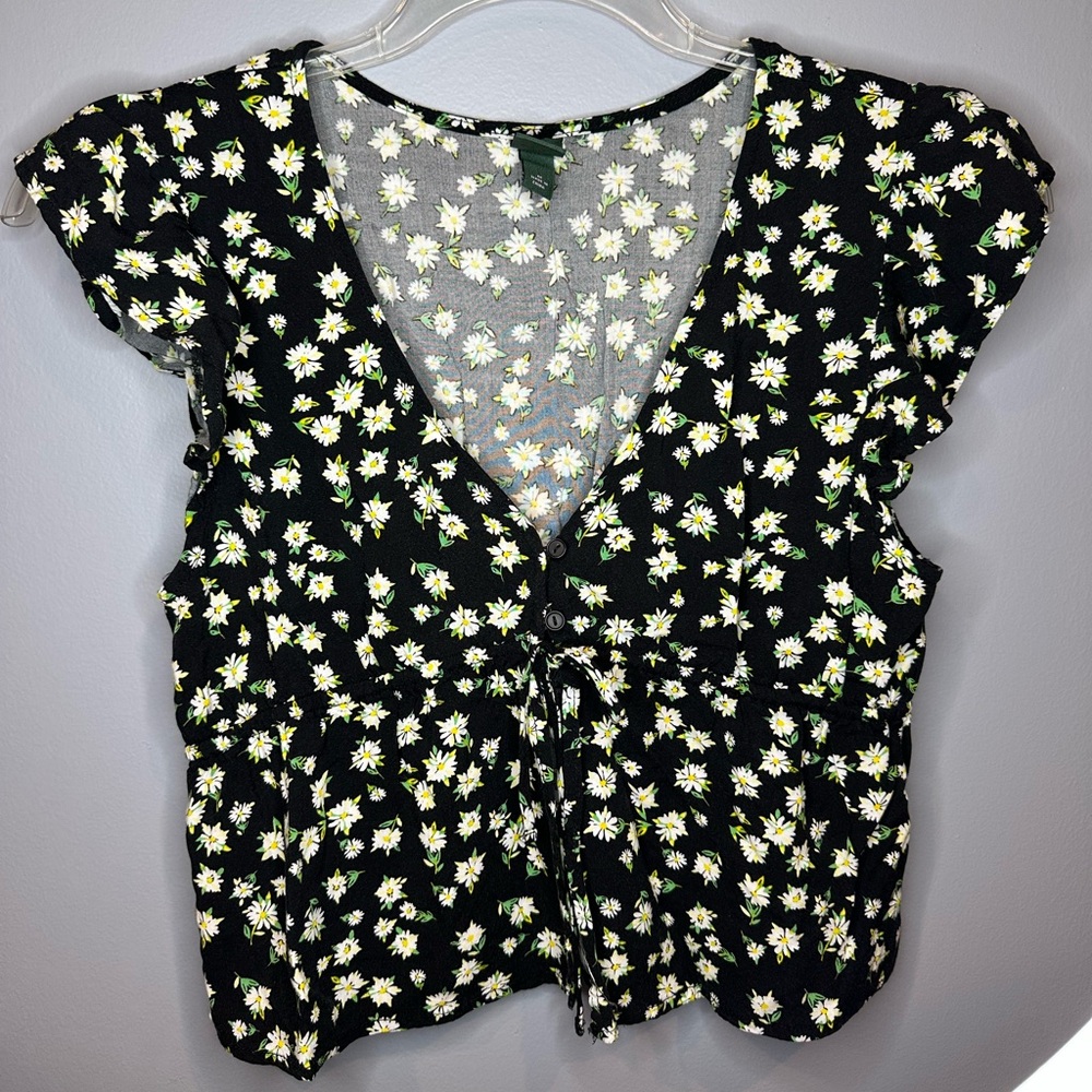 NWOT Wild fable black short sleeve crop top size M Medium